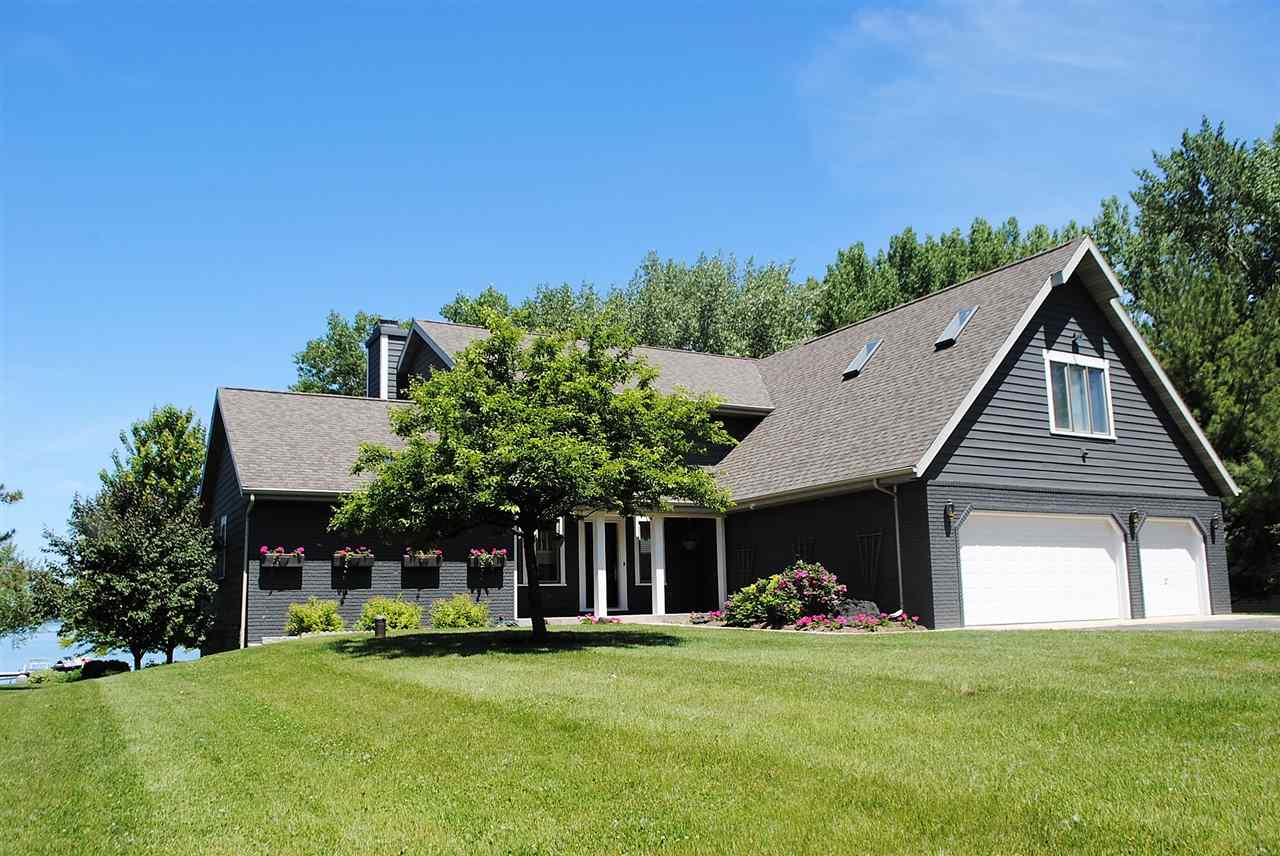 W3192 County Road K, Green Lake, WI 54941