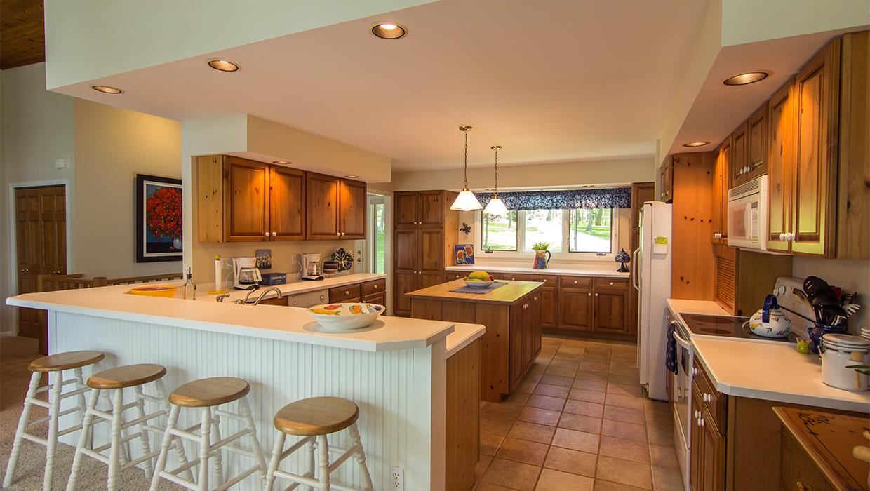 W1762 Sandstone Ave, Green Lake, WI 54941