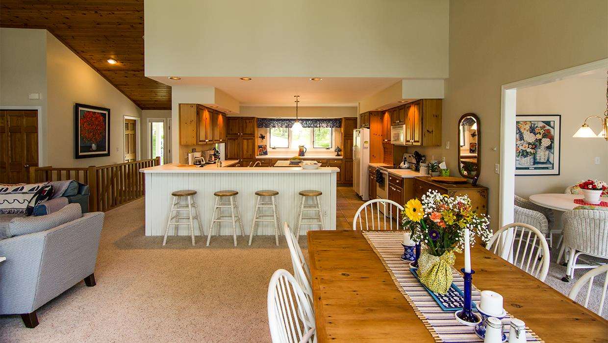 W1762 Sandstone Ave, Green Lake, WI 54941