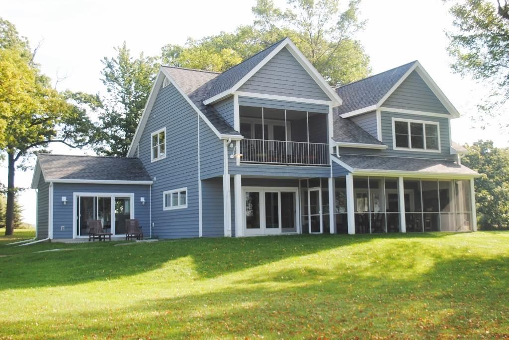 N5529 County Road A, Green Lake, WI 54941