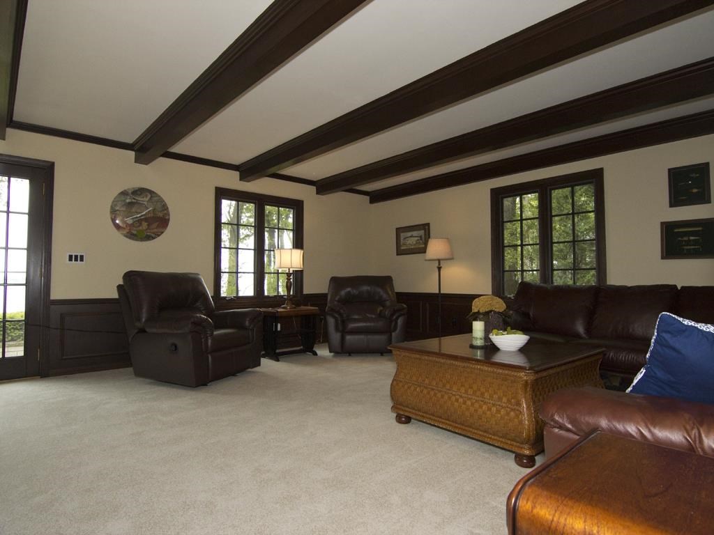 535 Illinois Ave, Green Lake, WI 54941