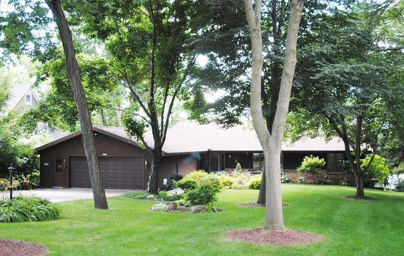 W1959 Belle Mapps Ct, Green Lake, WI 54941