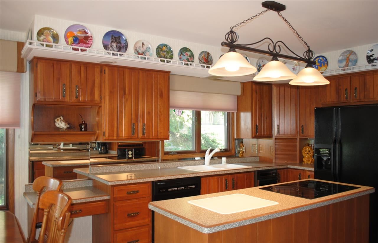 W1959 Belle Mapps Ct, Green Lake, WI 54941