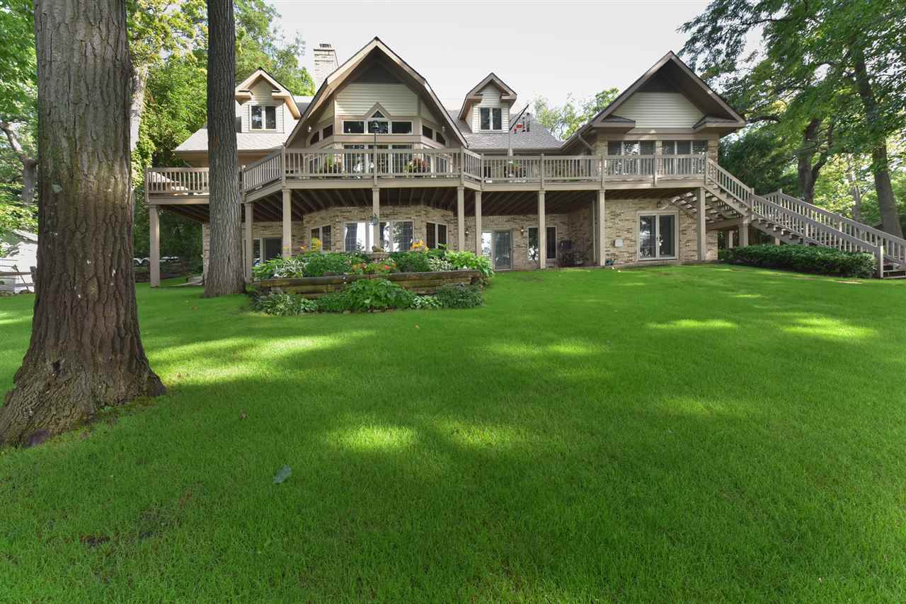 W1225 Illinois Ave, Green Lake, WI 54941