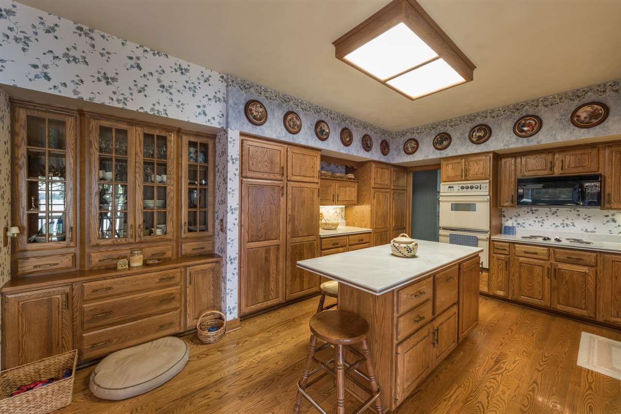 W1225 Illinois Ave, Green Lake, WI 54941