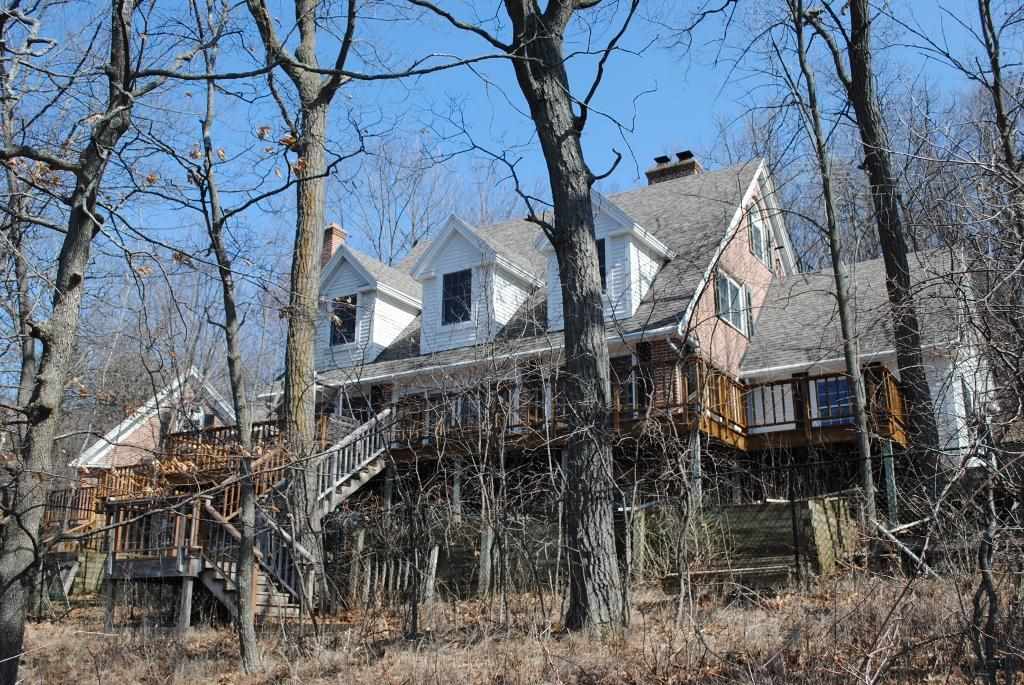 W2937 Hillside Rd, Green Lake, WI 54941