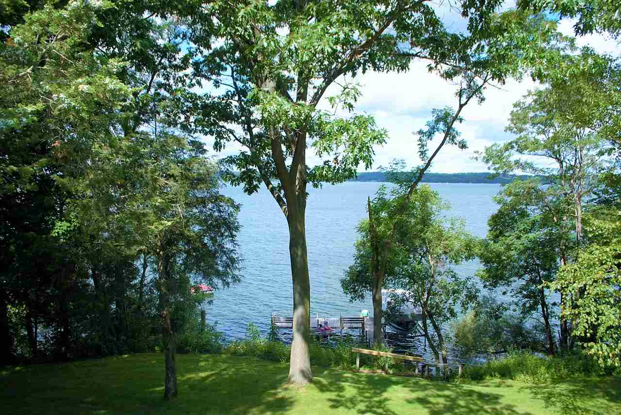 W2250 Oakwood Ave, Green Lake, WI 54941