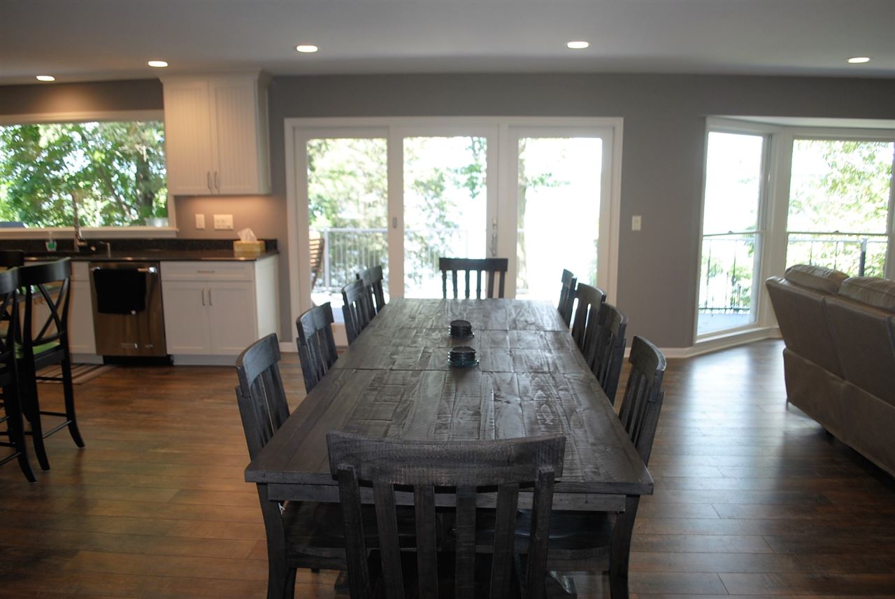 W2250 Oakwood Ave, Green Lake, WI 54941