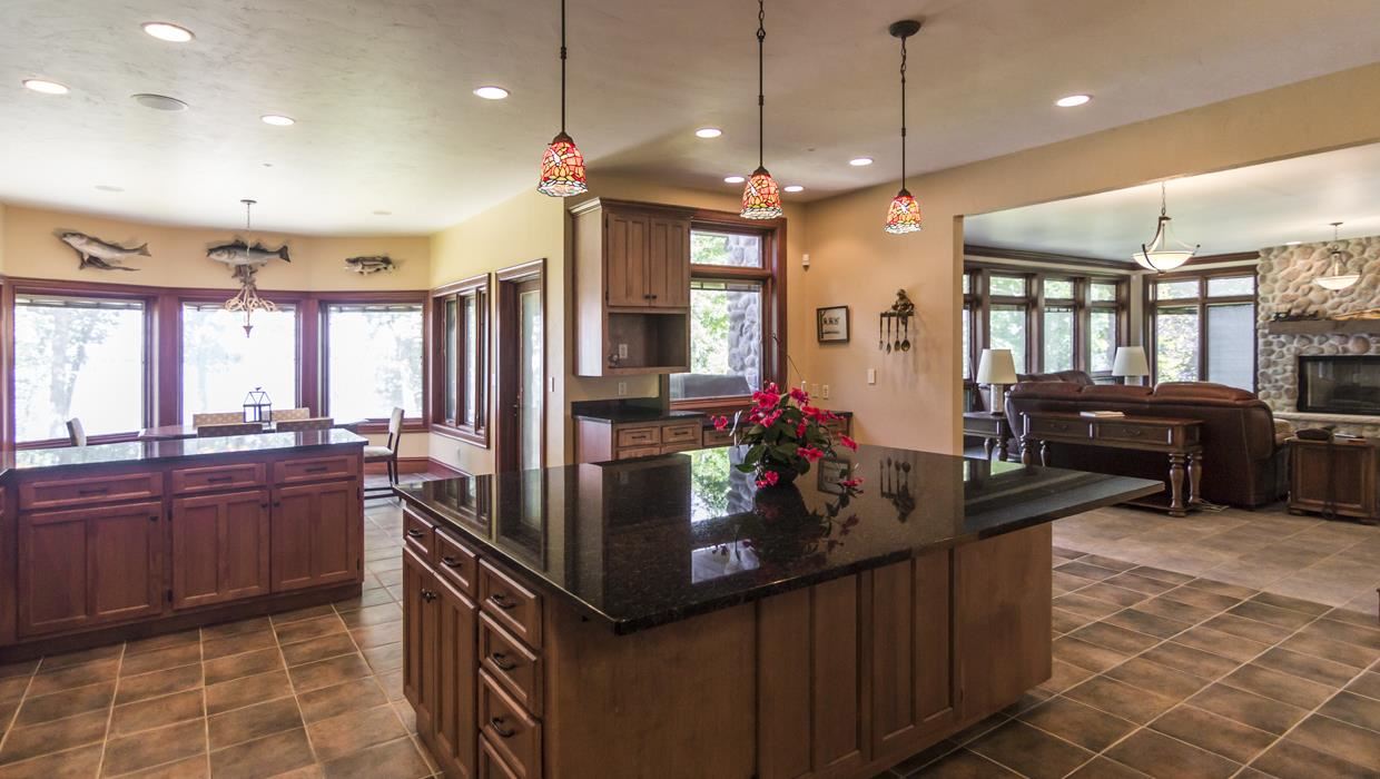 W1554 Sandstone Ave, Green Lake, WI 54941