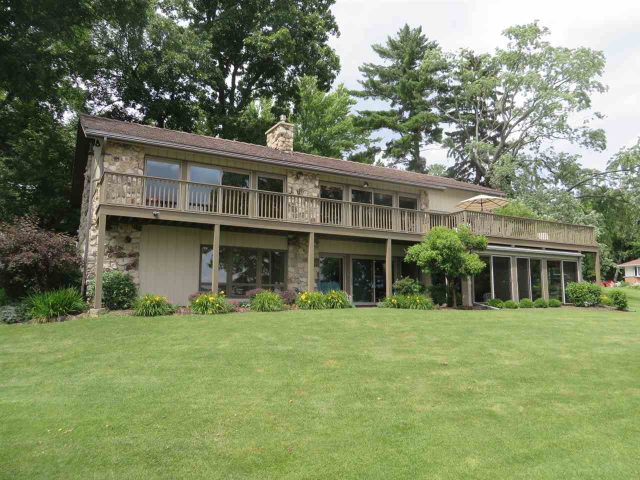 W1903 BELLE MAPPS CT, Green Lake, WI 54941