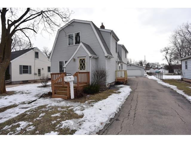 930 Riverlawn StNeenah, WI, 54956Winnebago County