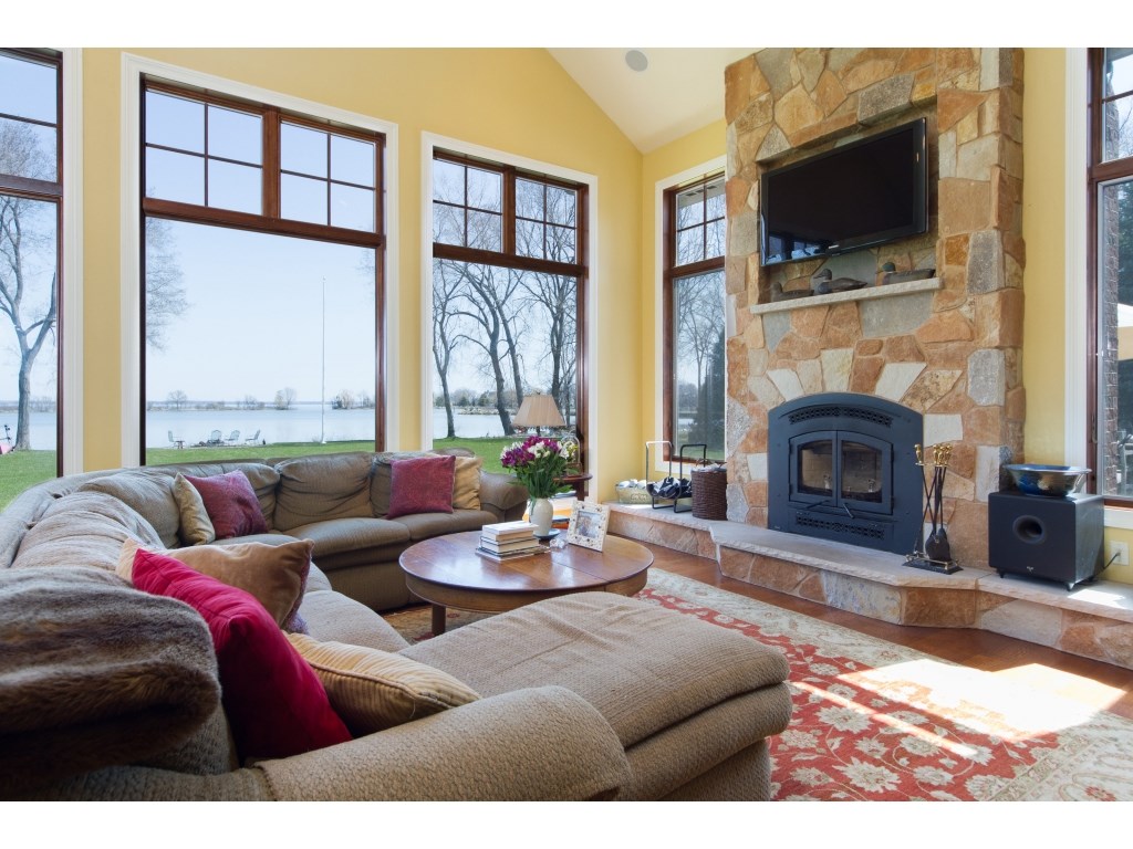 104 Limekiln, Neenah, WI 54956