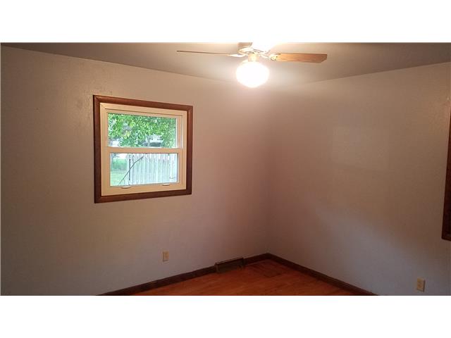 1045 Green Acres LnNeenah, WI, 54956Winnebago County