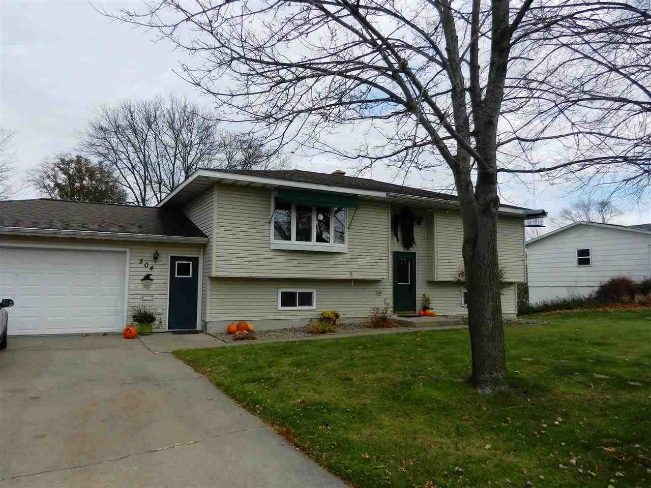 E9005 Huckleberry Ln