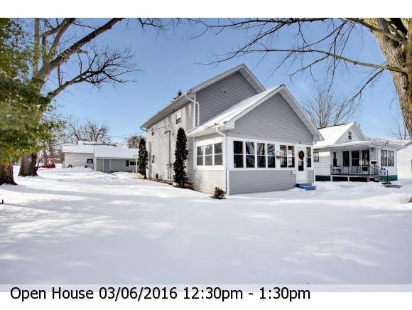 120 E Cook St