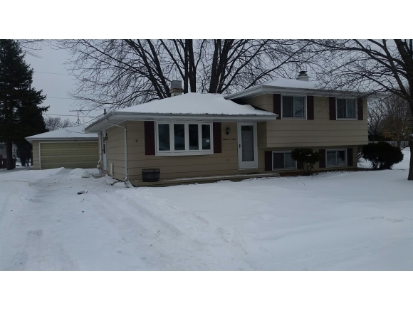 1703 Cedarhurst Dr