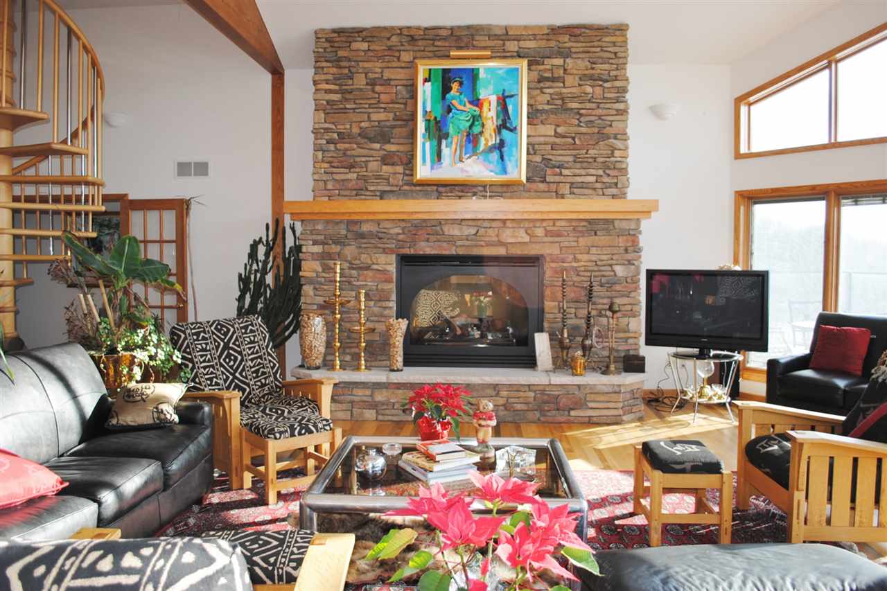 5770 Kumbier Rd, Pickett, WI 54964