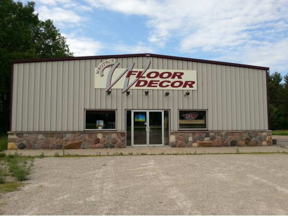 E1600 River Wood Dr