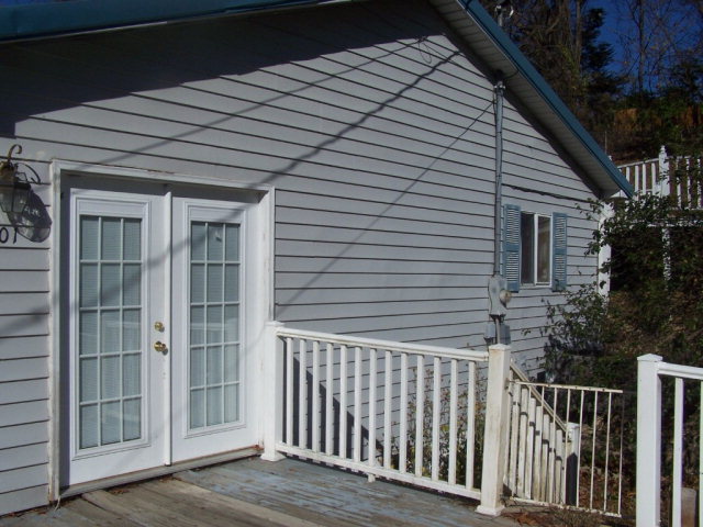 2701 Grassy Branch, Bluefield, WV 24701
