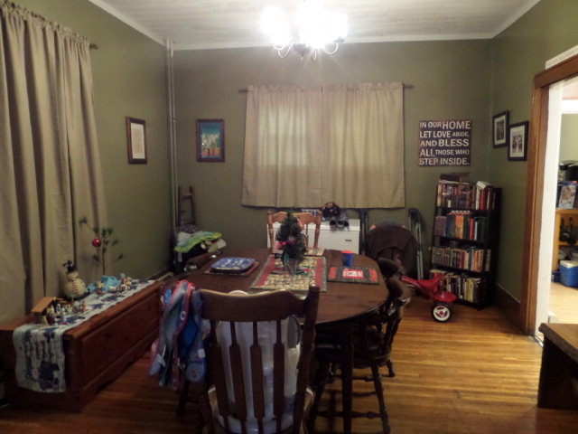 1812 Dearborn, Bluefield, WV 24701