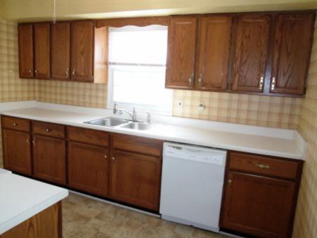 1606 Augusta St Ext, Bluefield, WV 24701
