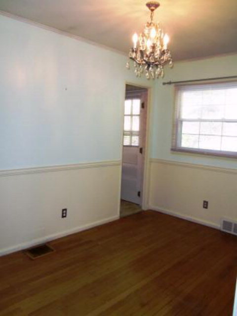 1606 Augusta St Ext, Bluefield, WV 24701