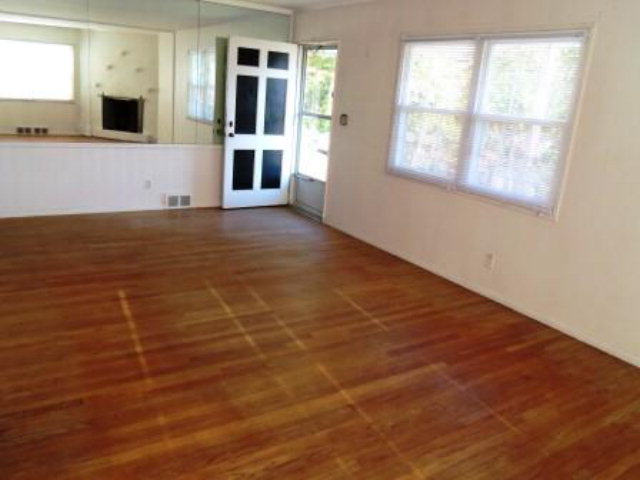 1606 Augusta St Ext, Bluefield, WV 24701