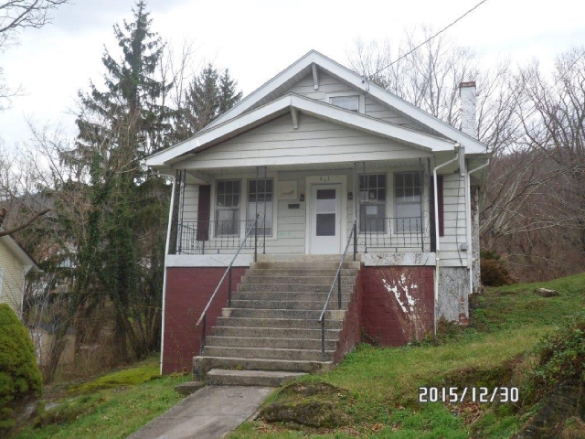 517 Fairmont StBluefield, WV, 24701Mercer County