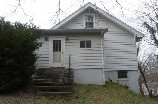 517 Fairmont StBluefield, WV, 24701Mercer County