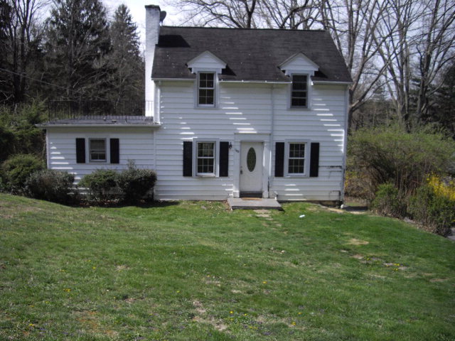 709 Frederick St