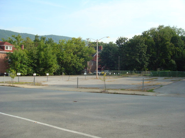 320 Dixie Dr