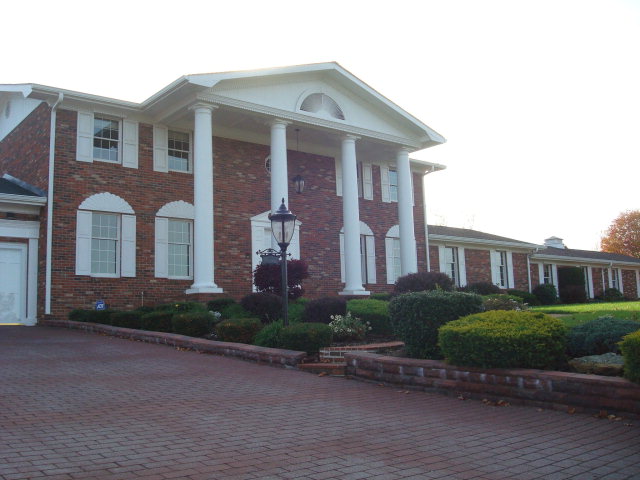 1100 College Avenue