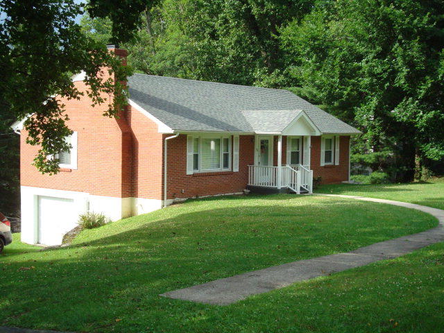 1100 College Avenue
