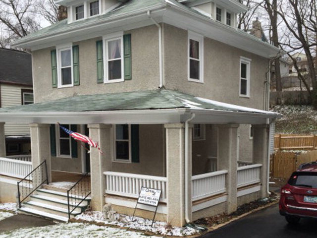 905 College Ave