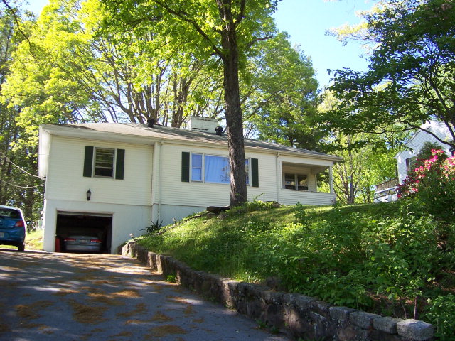 339 Mountain View Ave