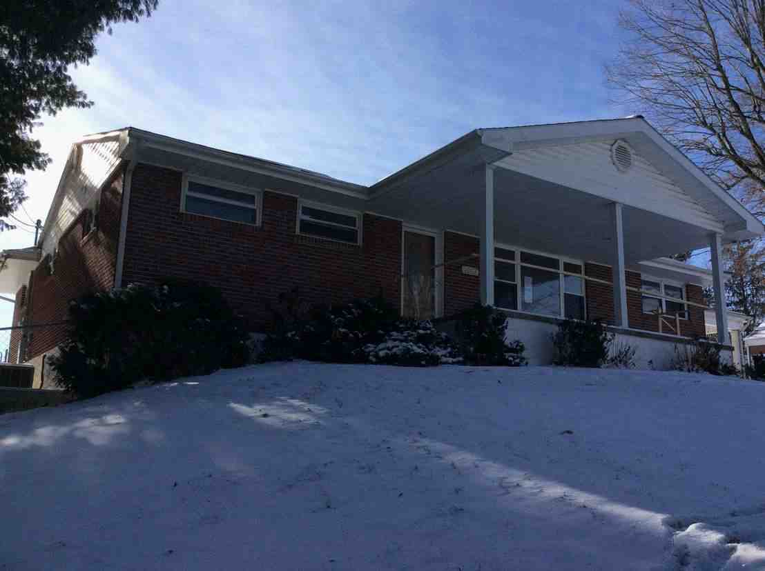1007 Tip Top StPrinceton, WV, 24740Mercer County