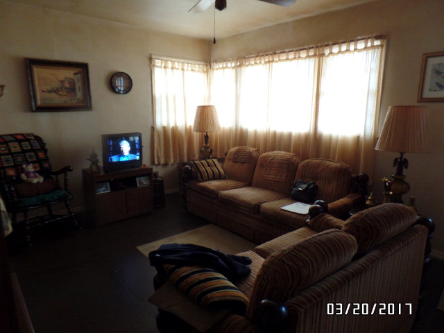 215 Union Dr, Princeton, WV 24740