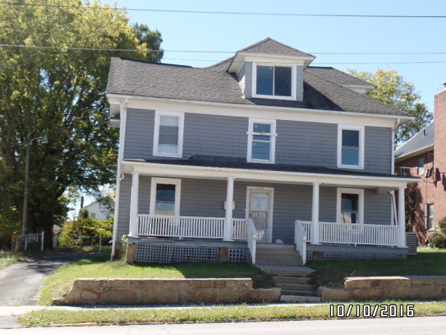 1313 East Main, Princeton, WV 24740