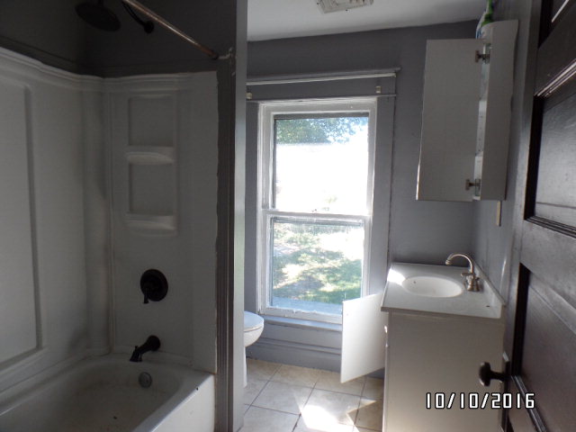1313 East Main, Princeton, WV 24740