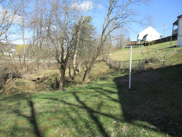 211 Northview Ave, Princeton, WV 24740