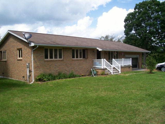 233 Black Oak Rd