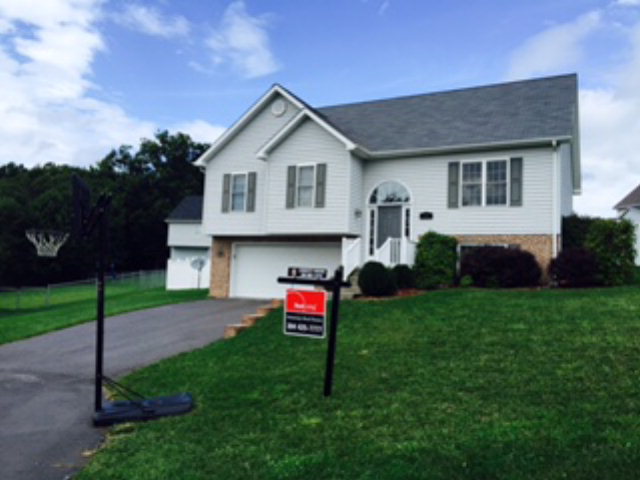 126 Camden Circle