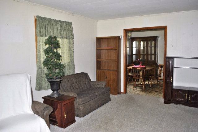 67 WOOSLEY ROAD, Pineville, WV 24801