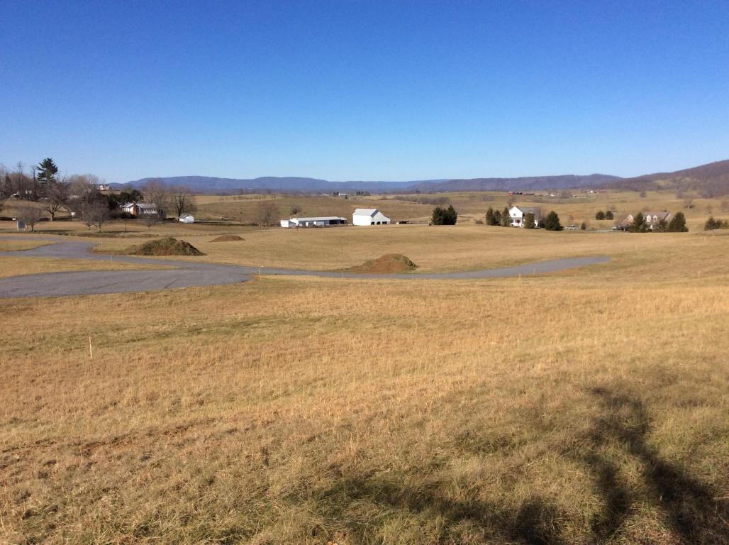 Lewisburg, WV 24901