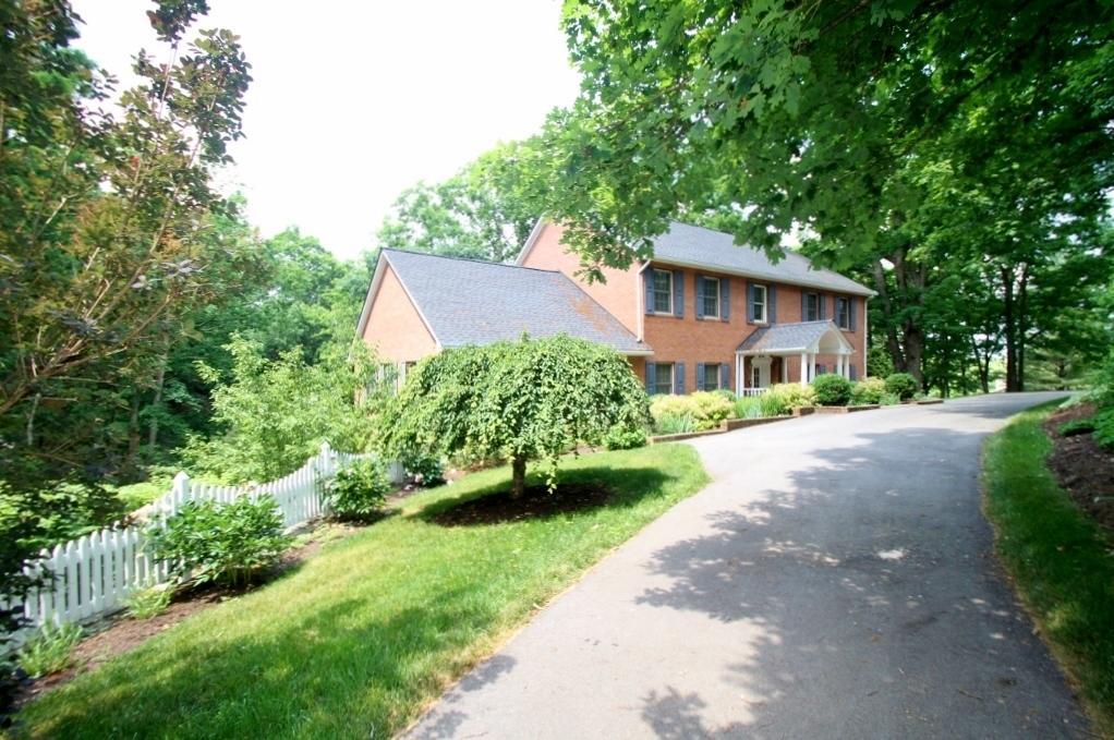 310 Perrine Cir