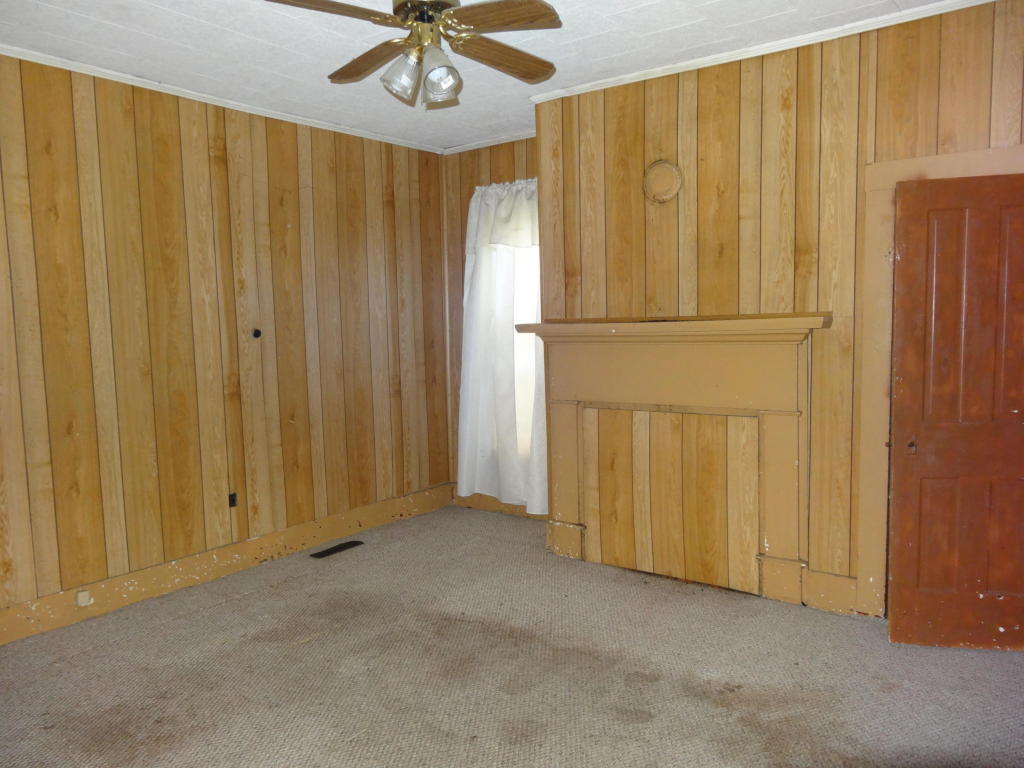 277 WASHINGTON STREET, Alderson, WV 24910