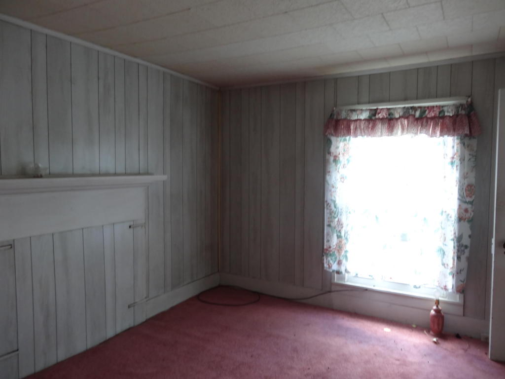 277 WASHINGTON STREET, Alderson, WV 24910