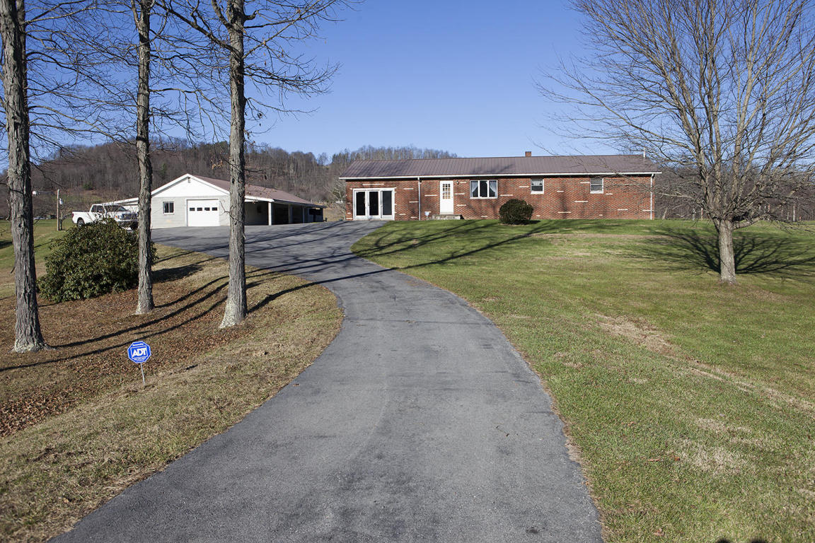 141 Lon Martin Rd.