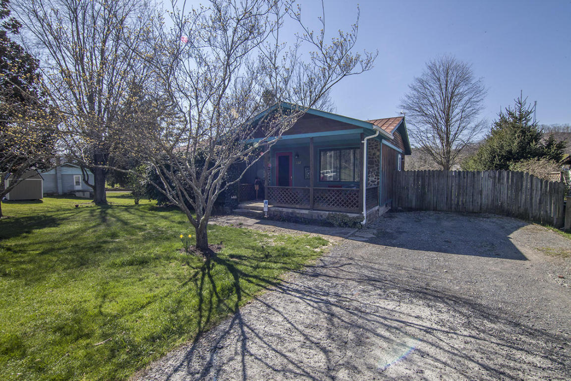 141 Lon Martin Rd.