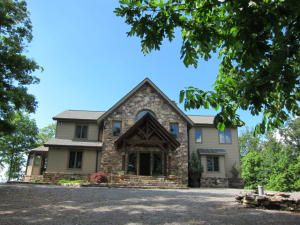 14077 Wolf Creek Rd